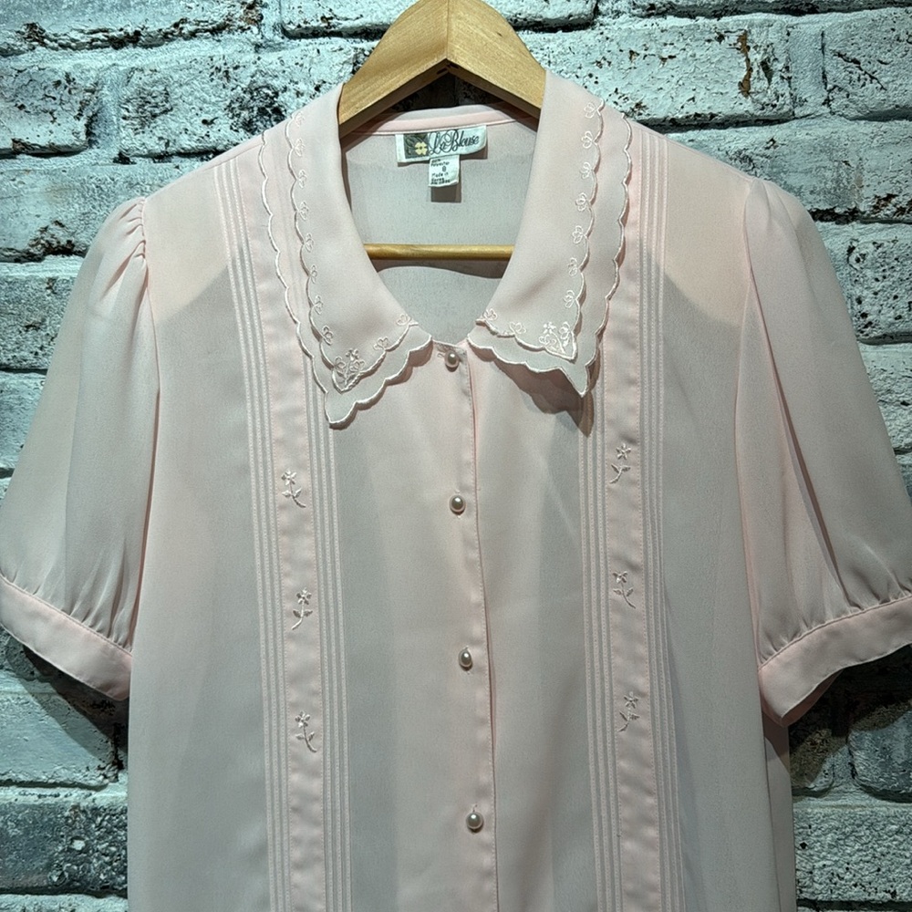 La Blouse Embroidered Pink Button Down - Picture 3 of 13